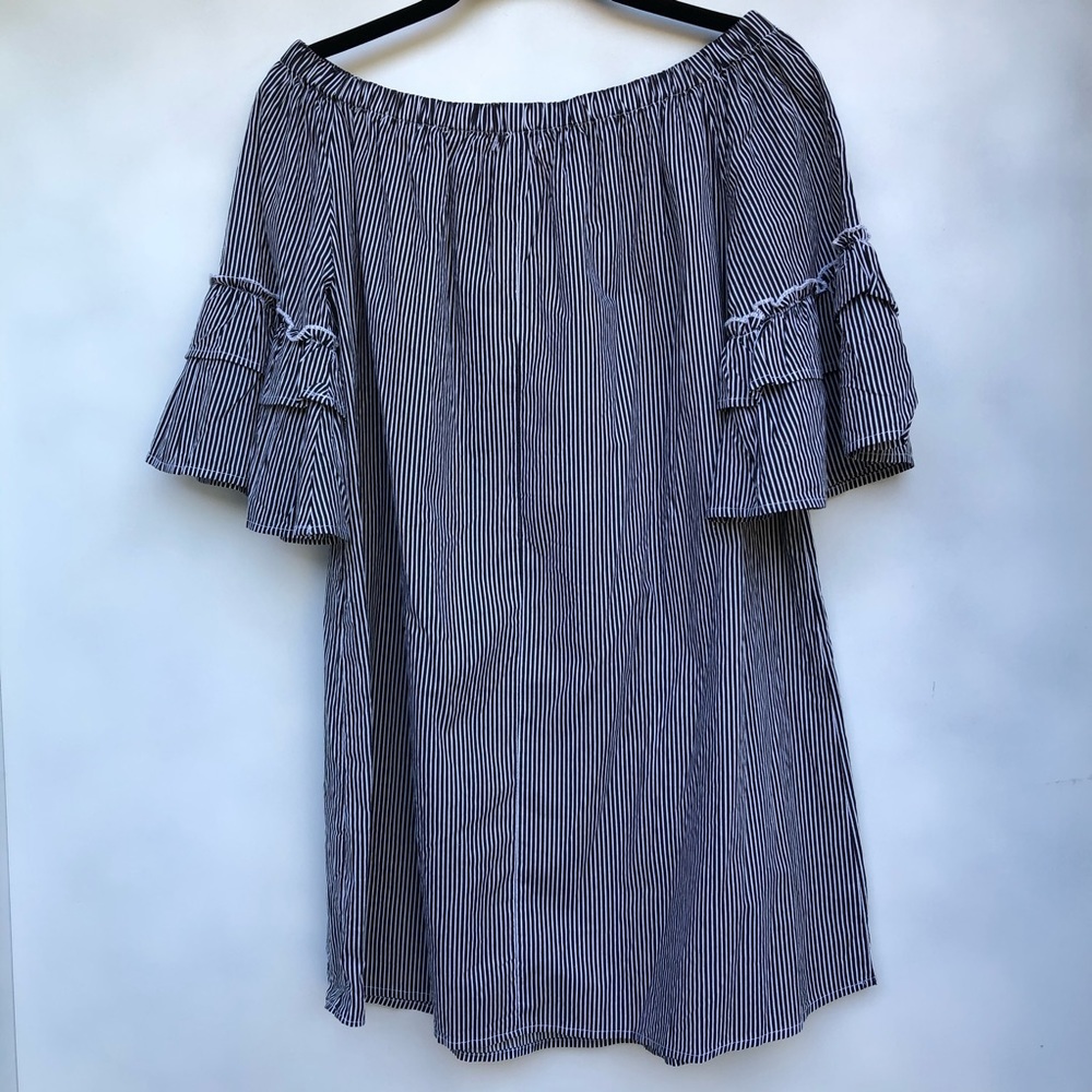 Rebellion‎ Again Off Shoulder Dress Size M